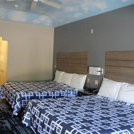 Regency Inn And Suites همبل المظهر الخارجي الصورة