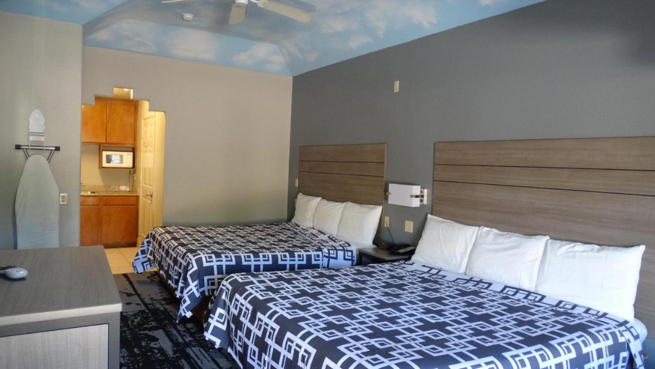 Regency Inn And Suites همبل المظهر الخارجي الصورة
