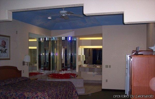 Regency Inn And Suites همبل الغرفة الصورة