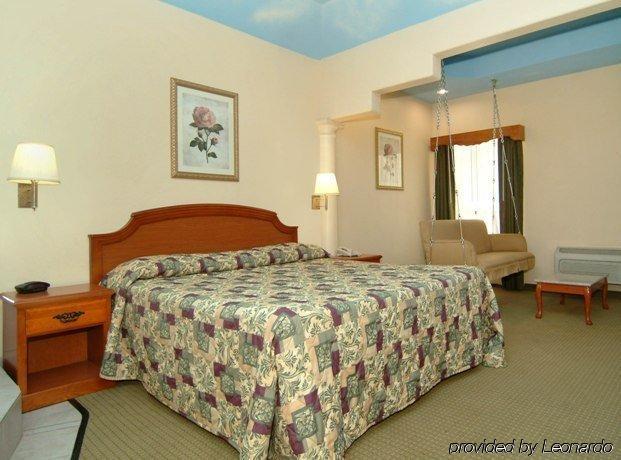 Regency Inn And Suites همبل الغرفة الصورة